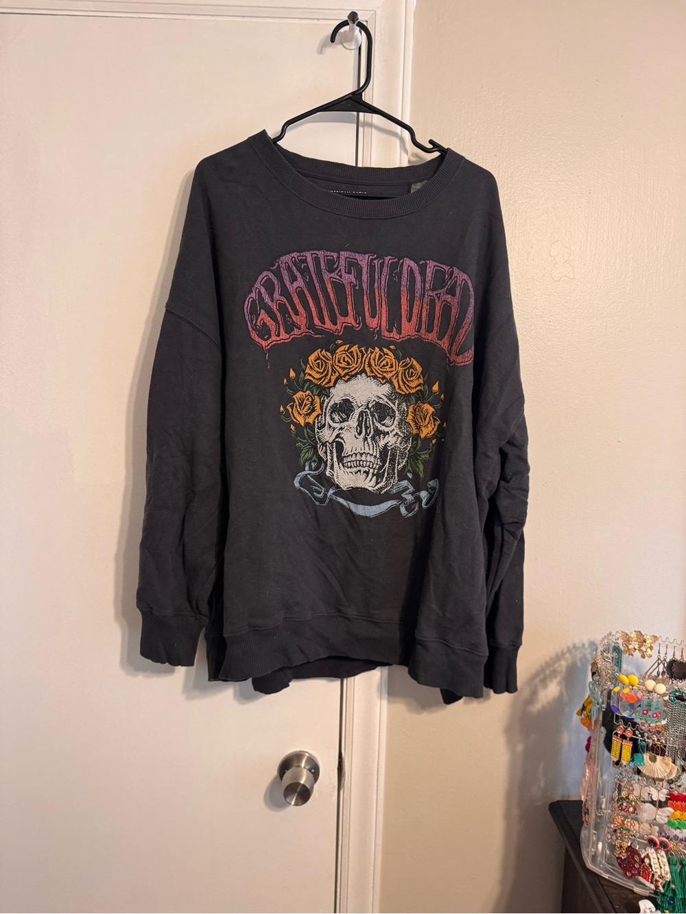 American Eagle Outfitters Black Grateful Dead Skull & Rose Crewneck
